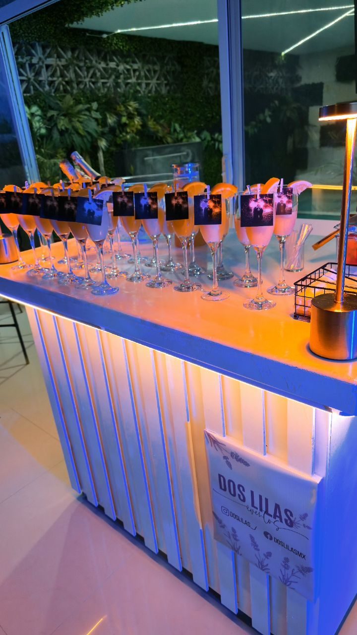 Instagram post from doslilas_. This post is in position 1.